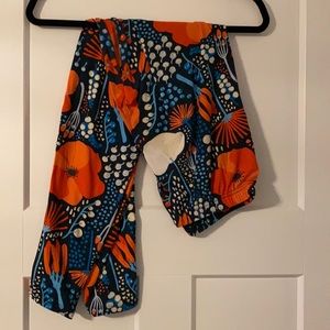 NWOT Agnes and Dora Leggings- Large